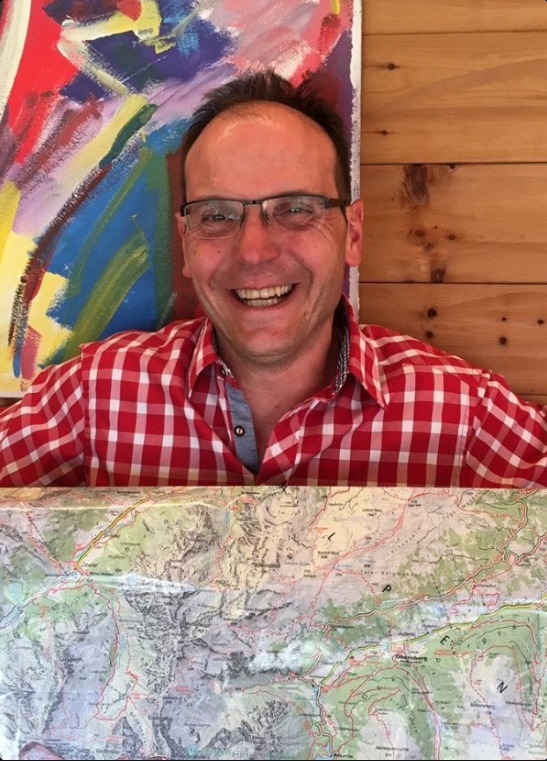 Von Tiroler Bergwanderführer für Urlaubgestaltung Tipps holen im Almi's Berghotel
