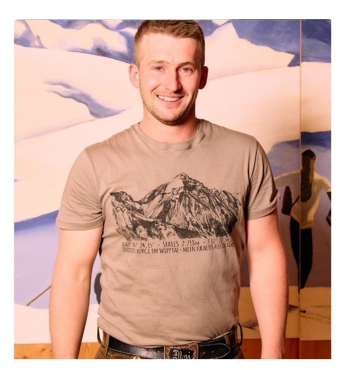 Der Tausendsasser auf der Steiner Alm. Sohn von Burgi & Seppi und der "Graukas Hero"